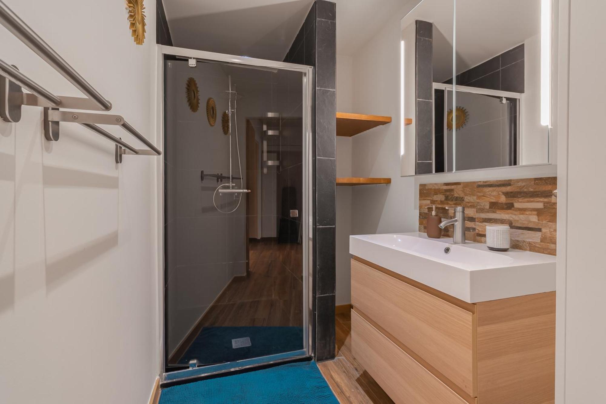 Oasis Apartment